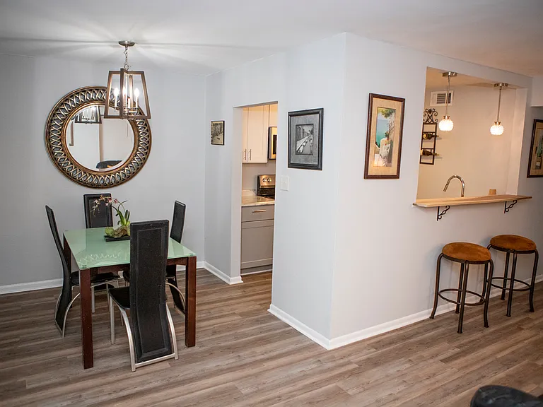 300 Bayou Blvd #106 — Photo 14