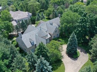 1 York Lake Ct, Oak Brook, IL 60523