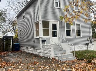 1423 Oak St, Kalamazoo, MI 49008