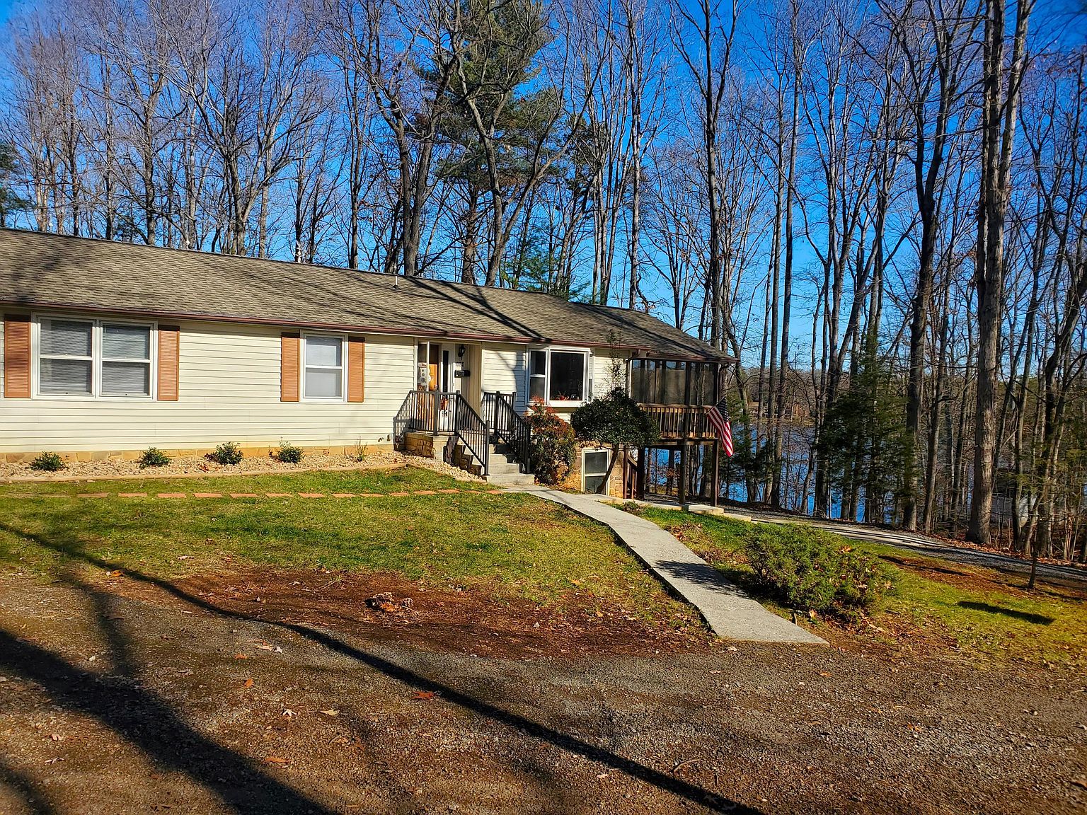 104 Shore Dr, Huddleston, VA 24104 Zillow