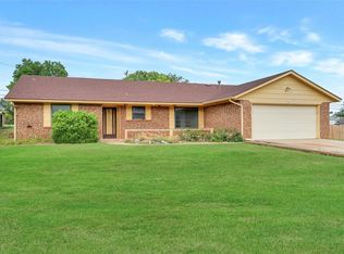 1117 N College St, Cordell, OK 73632