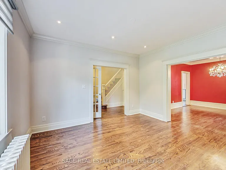 46 Alberta Ave — Photo 6