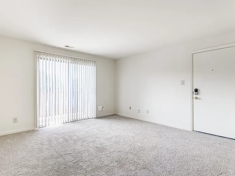 Bavarian Village Apartments — Photo 14