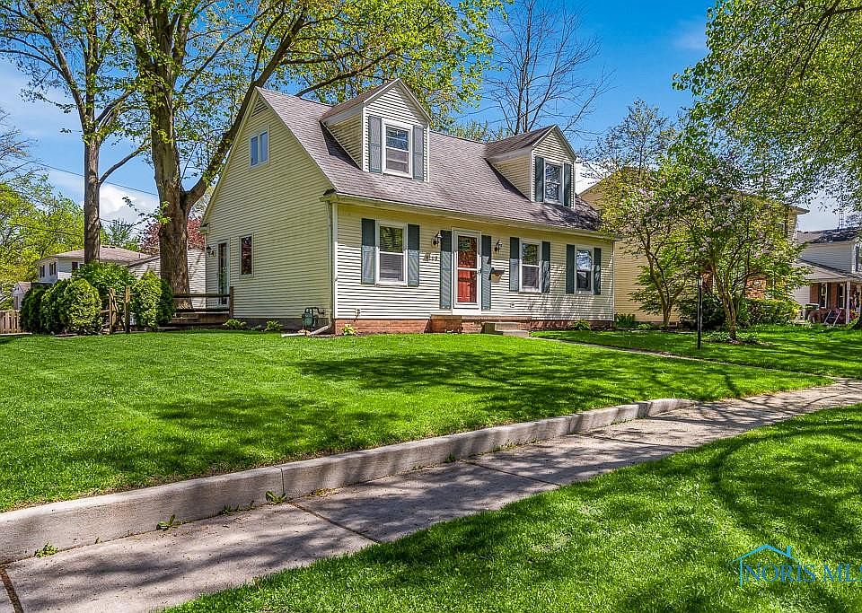 1st image of 6168 Meadowvale Dr