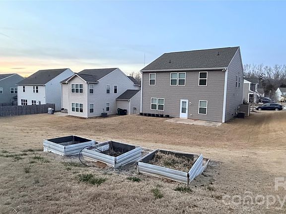 3rd image of 7209 Lenton Rd #23