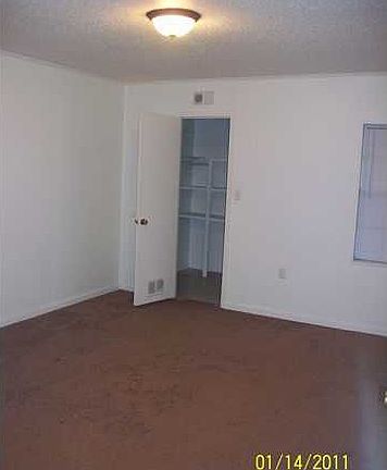5th image of 603 Mountain Dr APT 2