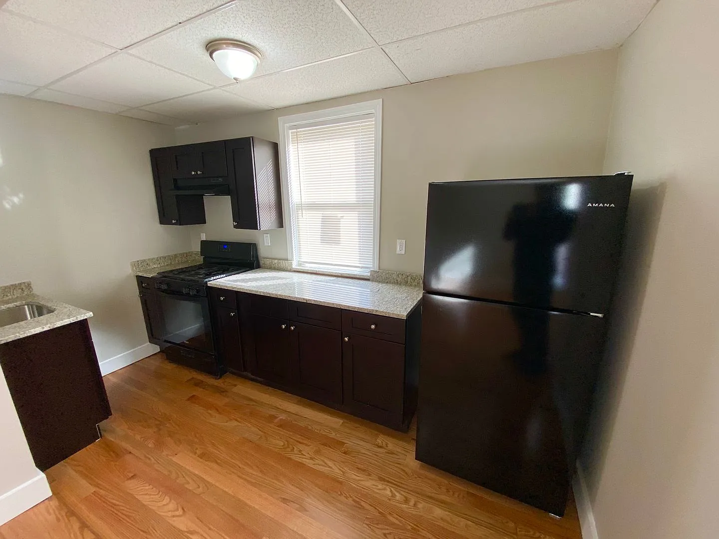 1 Bedroom | 1 Bathroom | + Bonus Room — Photo 2