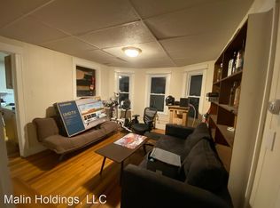 326 Beacon St, Somerville, MA 02143