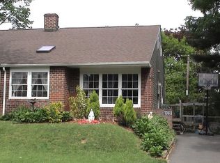 1380 Arline Ave, Roslyn, PA 19001