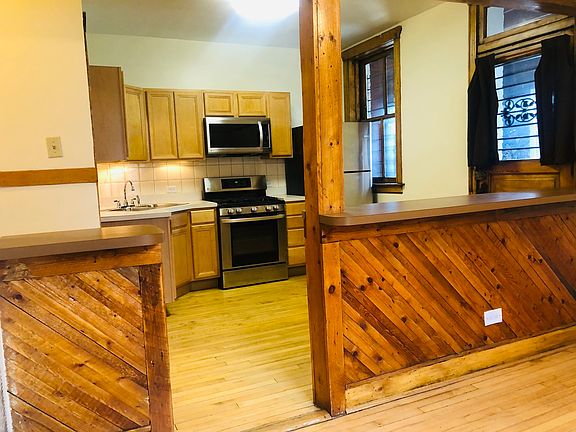 5th image of 2408 N Surrey Ct #2