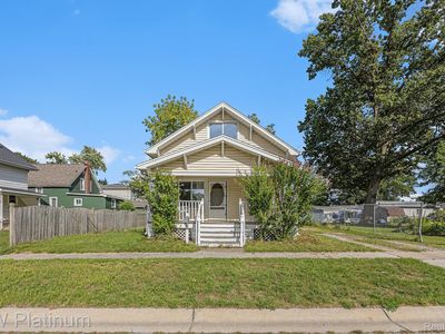 3812 30th St, Port Huron, MI, 48060