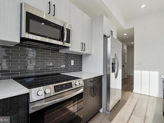3rd image of 1700 Frankford Ave #I