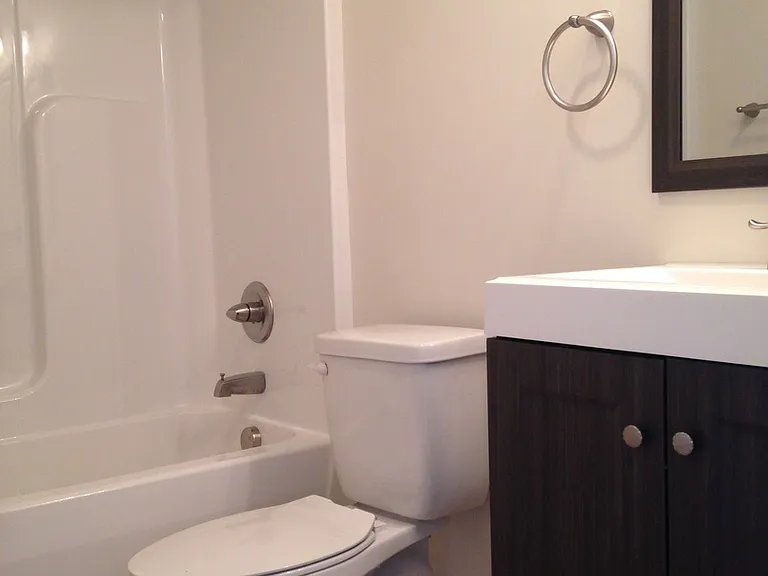 1139 E Ocean View Ave — Photo 4