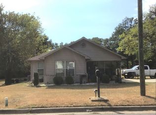 702 S Florey Ave, Mount Pleasant, TX 75455