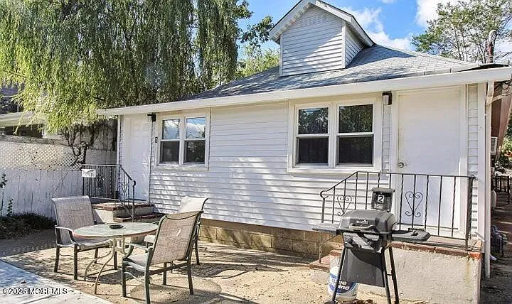 1 bed, 1.0 bath, 1920 sqft, $1,800 — Photo 1