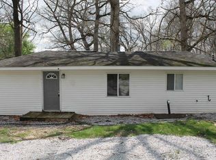 7909 N Tecumseh Rd, Walkerton, IN 46574