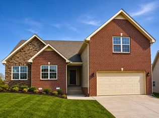 411 River Heights Dr, Clarksville, TN 37040