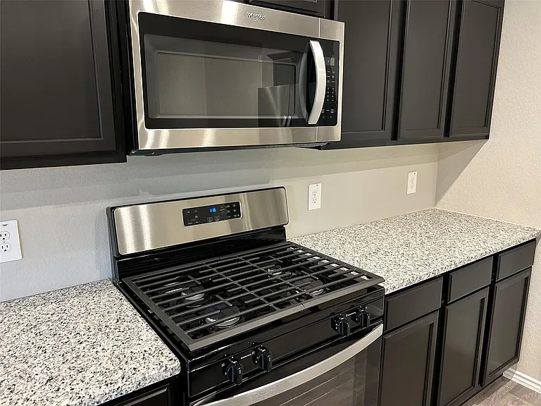 40434 Garden Heights Ln — Photo 18