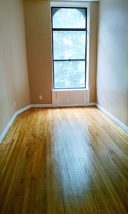 2nd image of 151 W 75th St APT 1A