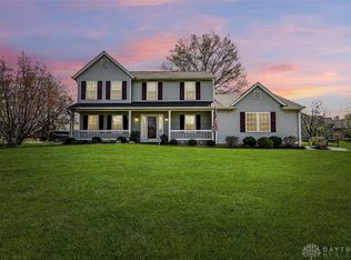 8198 Nightshade Dr, Maineville, OH 45039