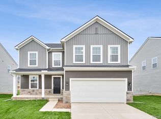 707 Knollwood Bnd, Chelsea, MI