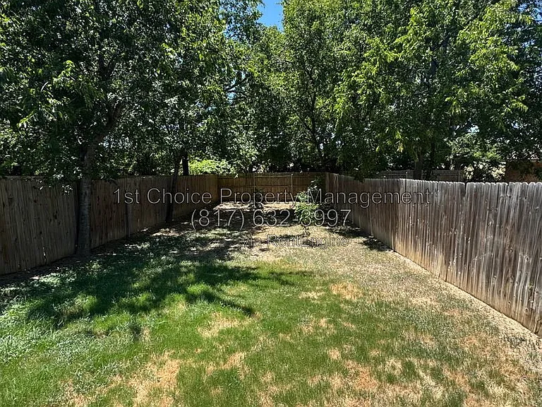 2024 Brookes St #2026 — Photo 15