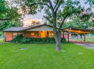 304 Union Hill Rd, Ennis, TX 75119