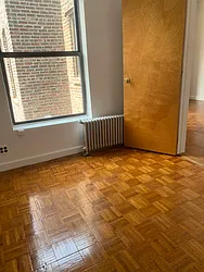 Rented by M.Grossman R.E. Management