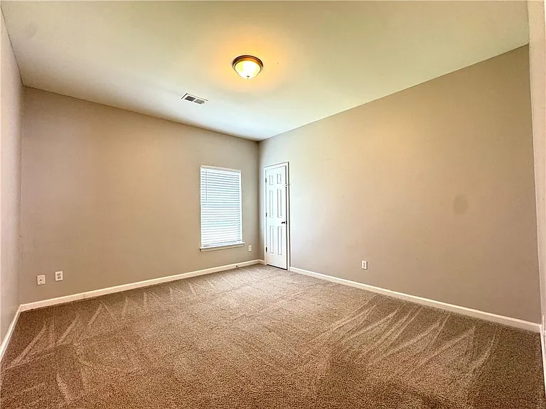 4465 Ambassador Way — Photo 18