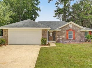 85 S Oak Rd, Richmond Hill, GA 31324