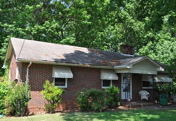2nd image of 2310 Ansonia St