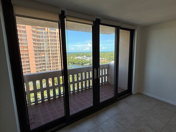 90 Edgewater Dr APT 1218