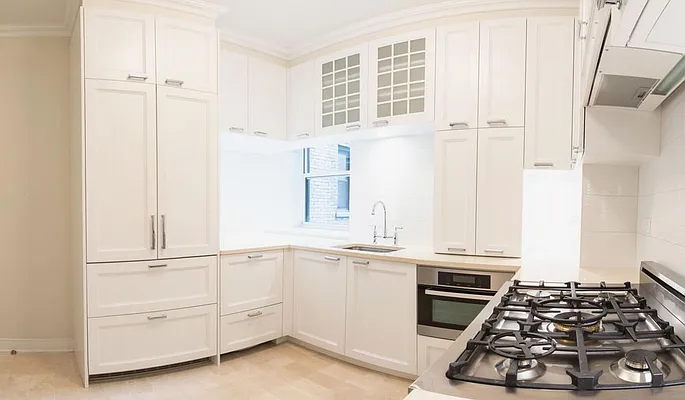 Rented by Stonehenge NYC LLC | media 42