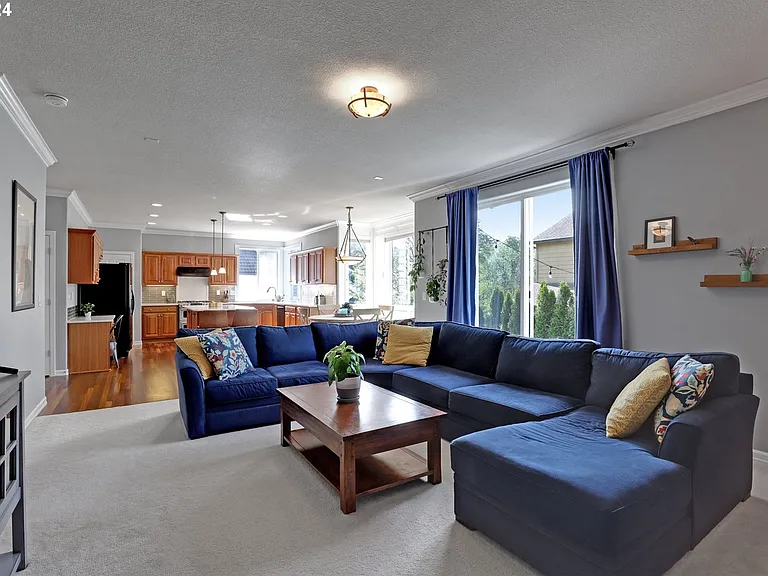 11868 NW Permian Ct — Photo 15