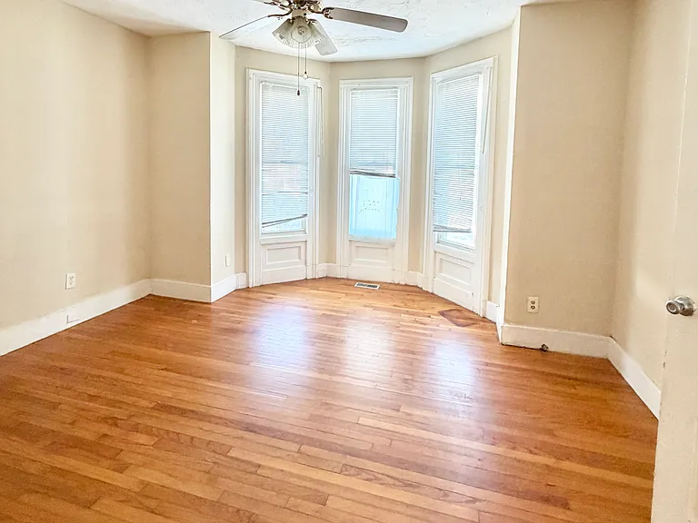 224 Lloyd St #1D — Photo 7