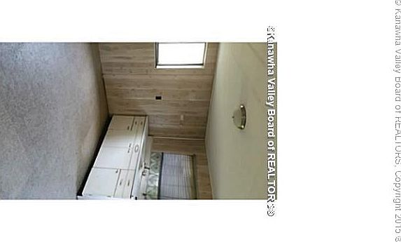 3rd image of 2508 Lenore St