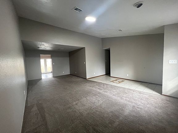 3rd image of 824-930 Railhead Dr #914