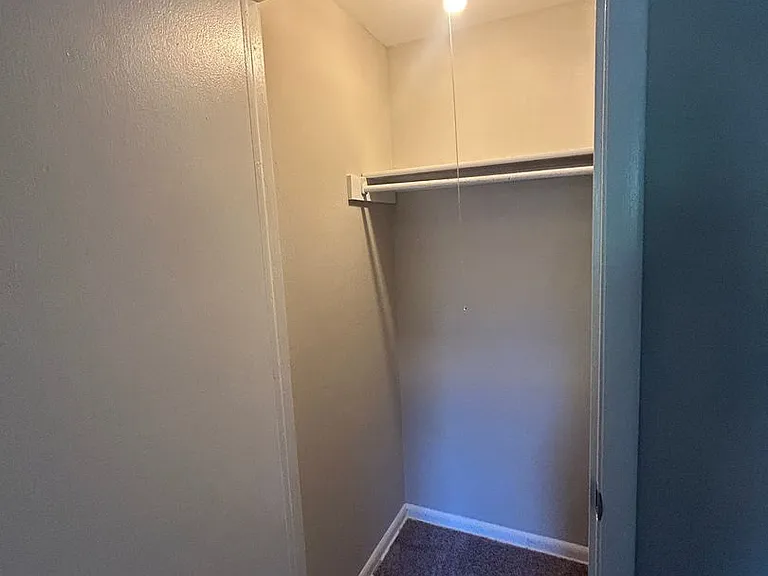 Coventry Court Townhomes — Photo 122