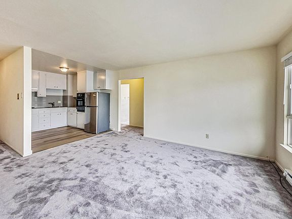 2nd image of 434 24th Ave APT 4