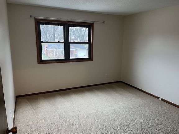 2nd image of 418 Christopher Pl #D