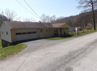 494 Bartleyville Rd, Burgettstown, PA 15021