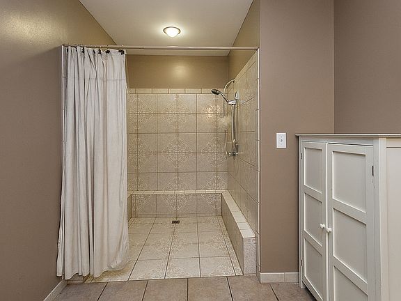 Wheel in shower