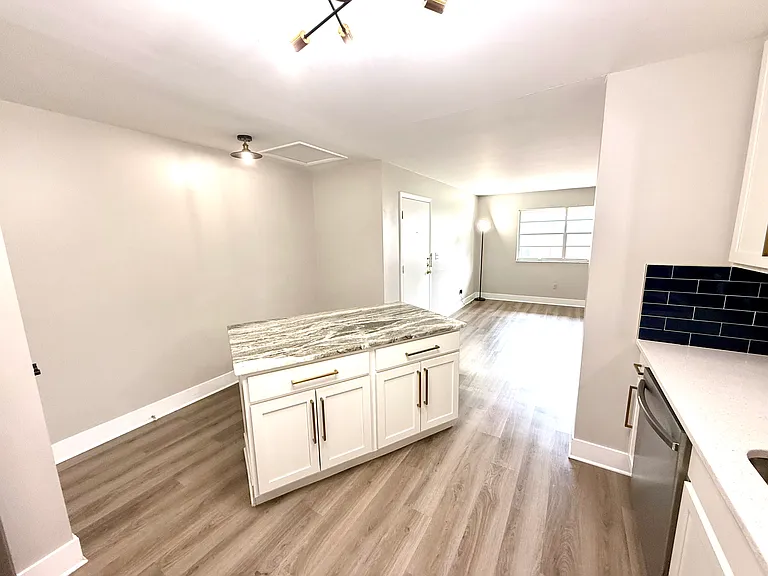 1540 Glenn Ave #C — Photo 5