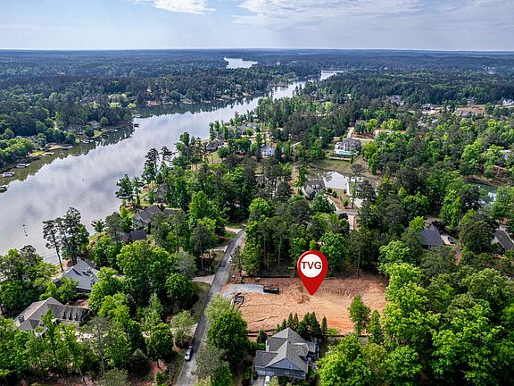 3rd image of 1101 Turnberry Cir #35