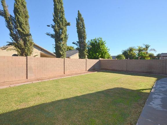 5th image of 678 E Cathy Dr