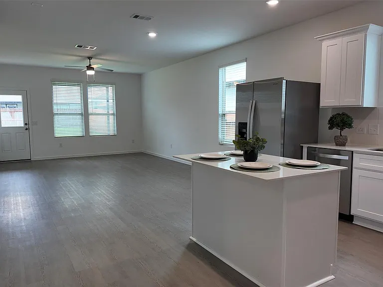 15027 Rustic Moon Rd — Photo 8