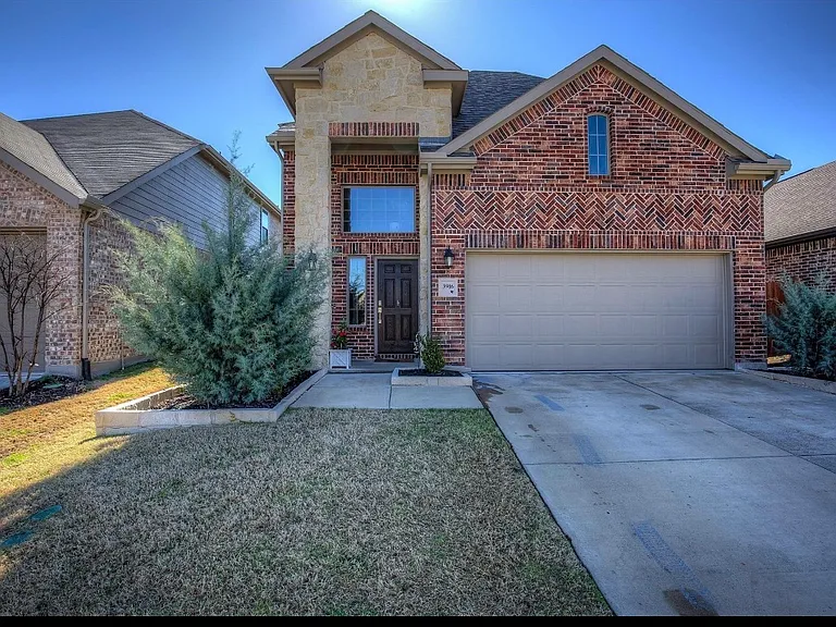 3916 Ford Dr — Photo 1