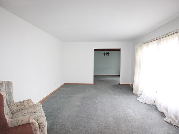 2nd image of 1318 Garford Ave