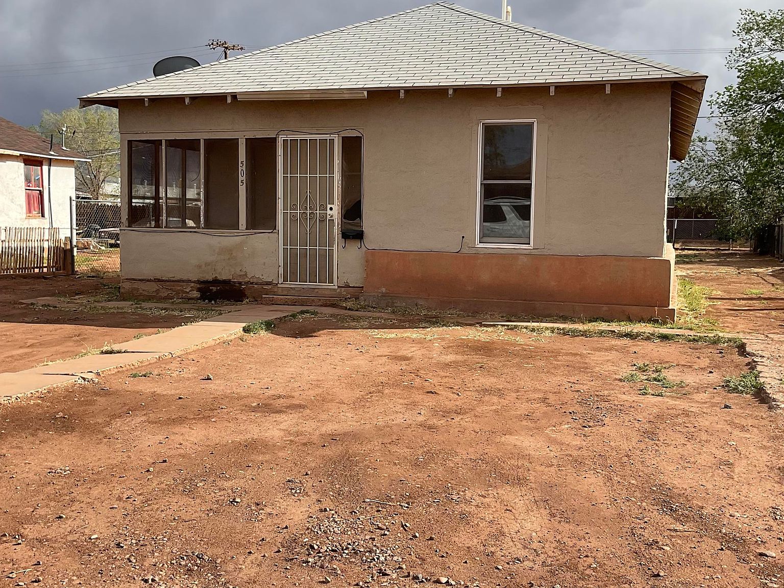 505 E 4th St, Winslow, AZ 86047 Zillow