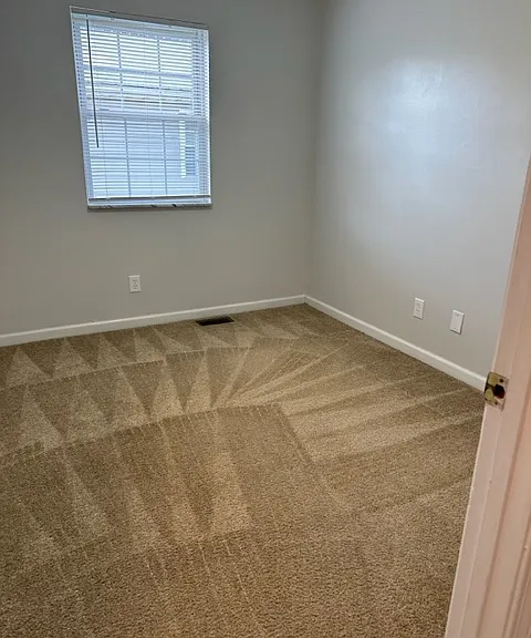 Sleepy Hollow Townhomes — Photo 13